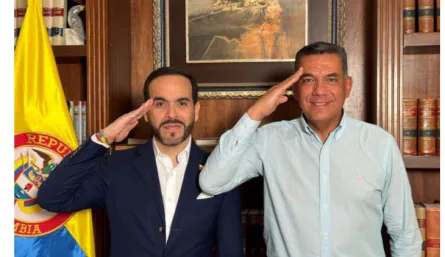 Abelardo de la Espriella designó a Mora ministro de Defensa